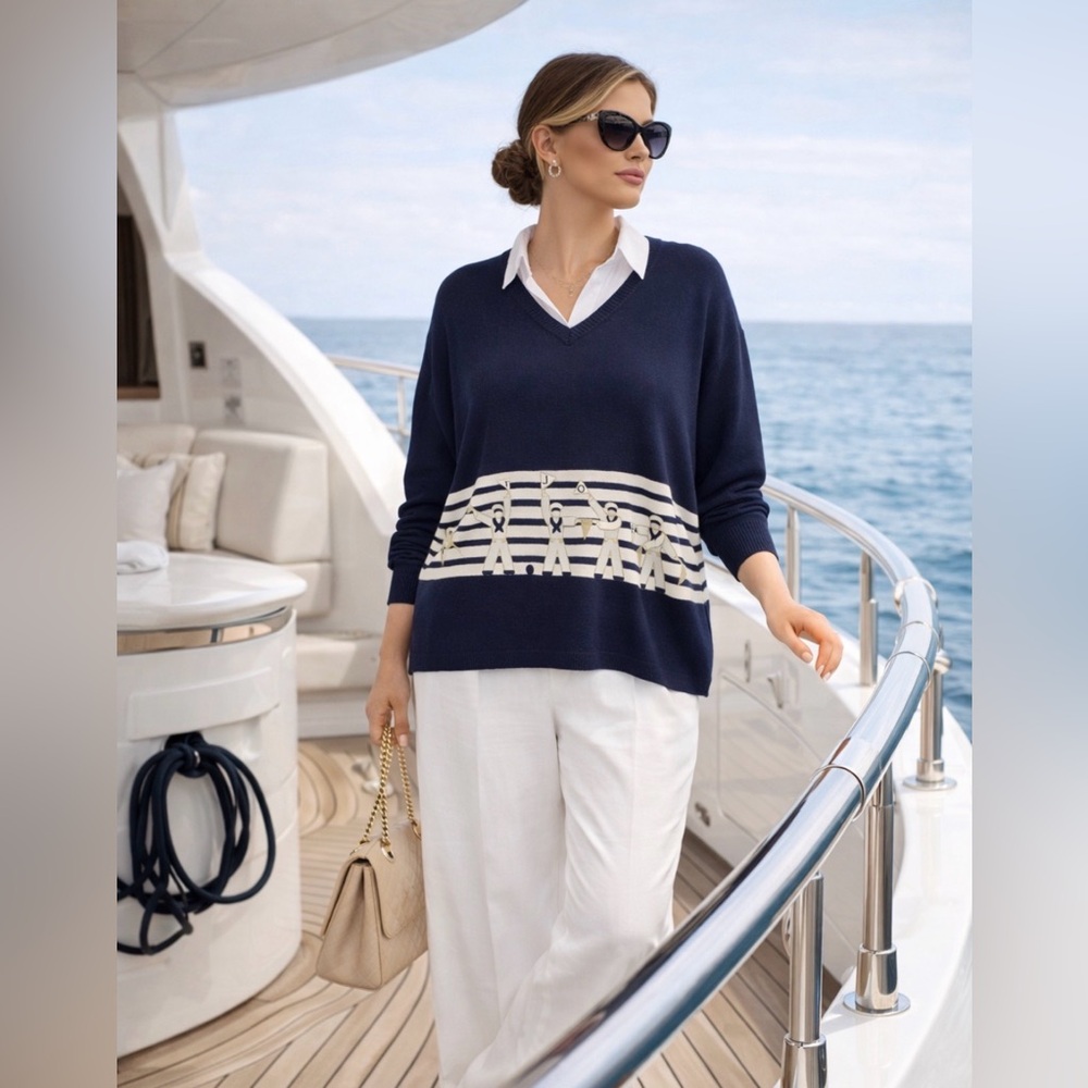 St. John Navy and Cream V-Neck Nautical Resort Sweater